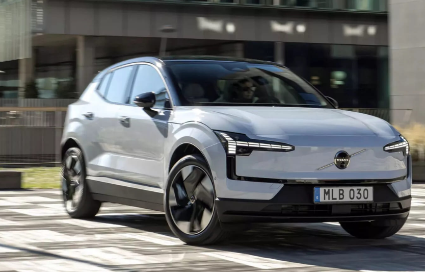 Volvo переносить виробництво XC60 / XC90 до США: причини, вплив і перспективи