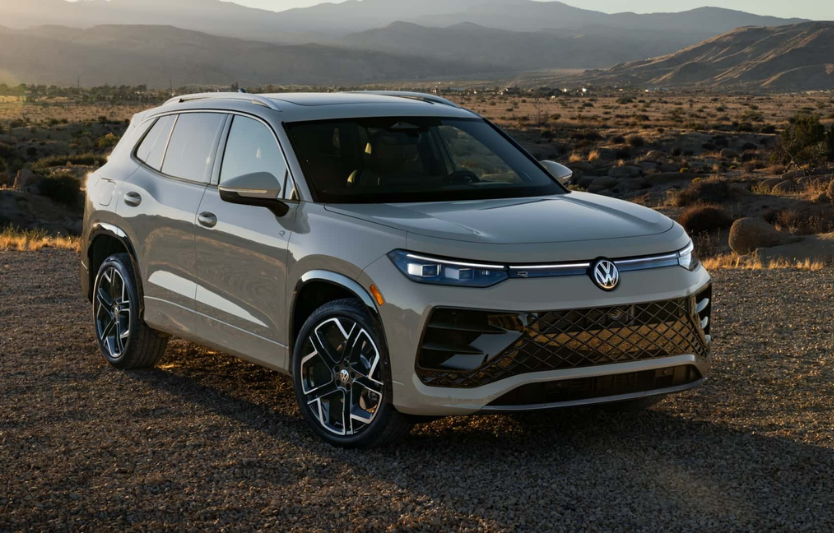 Новий Volkswagen Tiguan: публічні презентації та головні особливості нової генерації