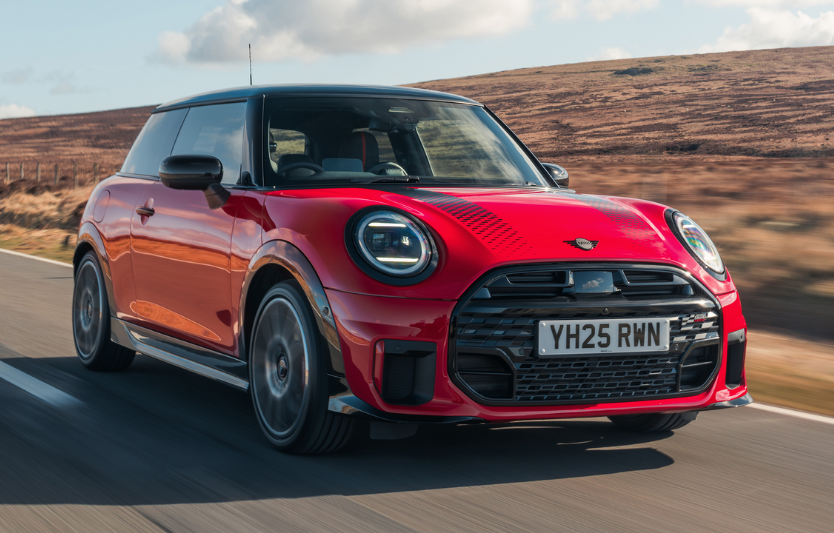 MINI Cooper 2025: огляд нового покоління