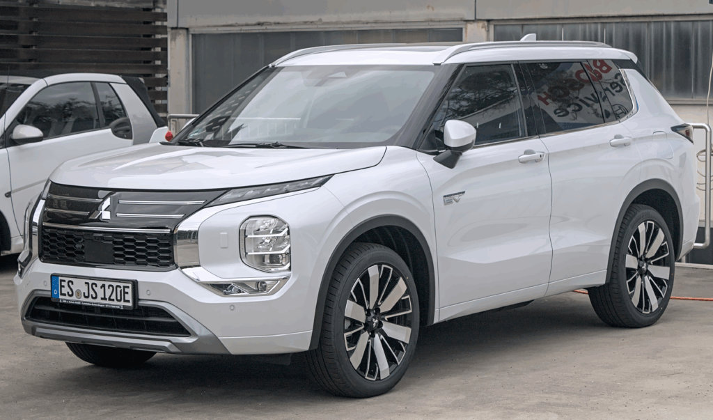 Mitsubishi Outlander: практичний автомобіль для щоденного використання